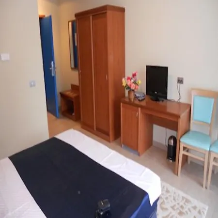 Bonita Classic & 5* Golem (Tirana)