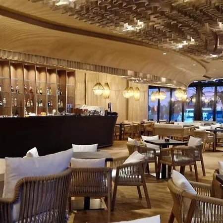 Bonita Classic & 5* Golem (Tirana)