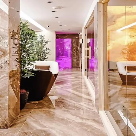 Bonita Classic & Hotel Golem (Tirana)