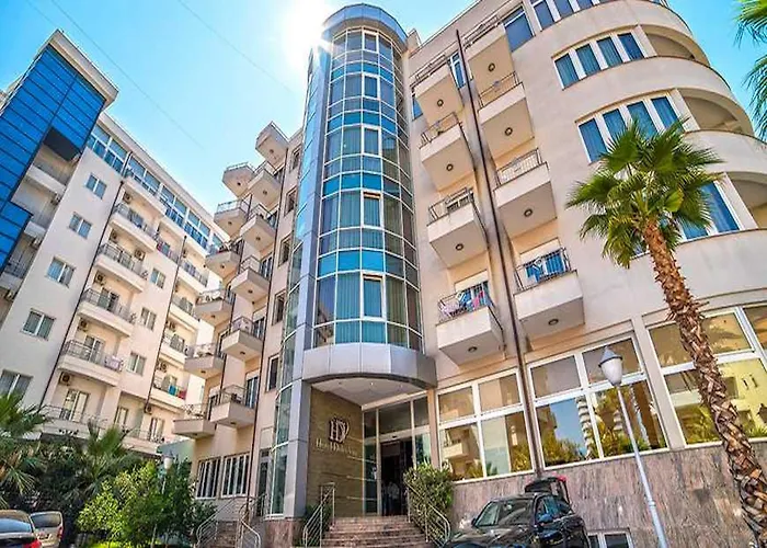 Bonita Classic & מלון גולם