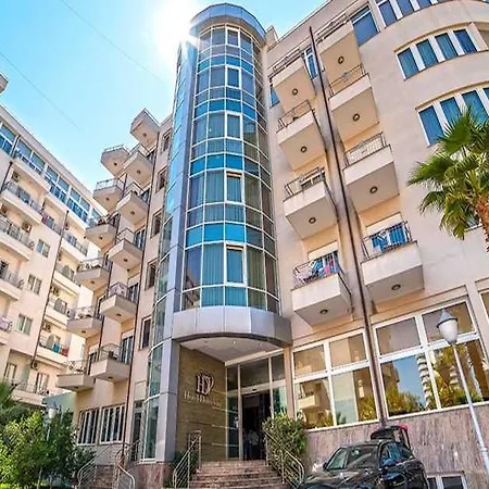 Bonita Classic & Ξενοδοχείο Golem (Tirana)