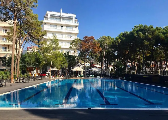 Hotell Bonita Classic & Golem (Tirana)